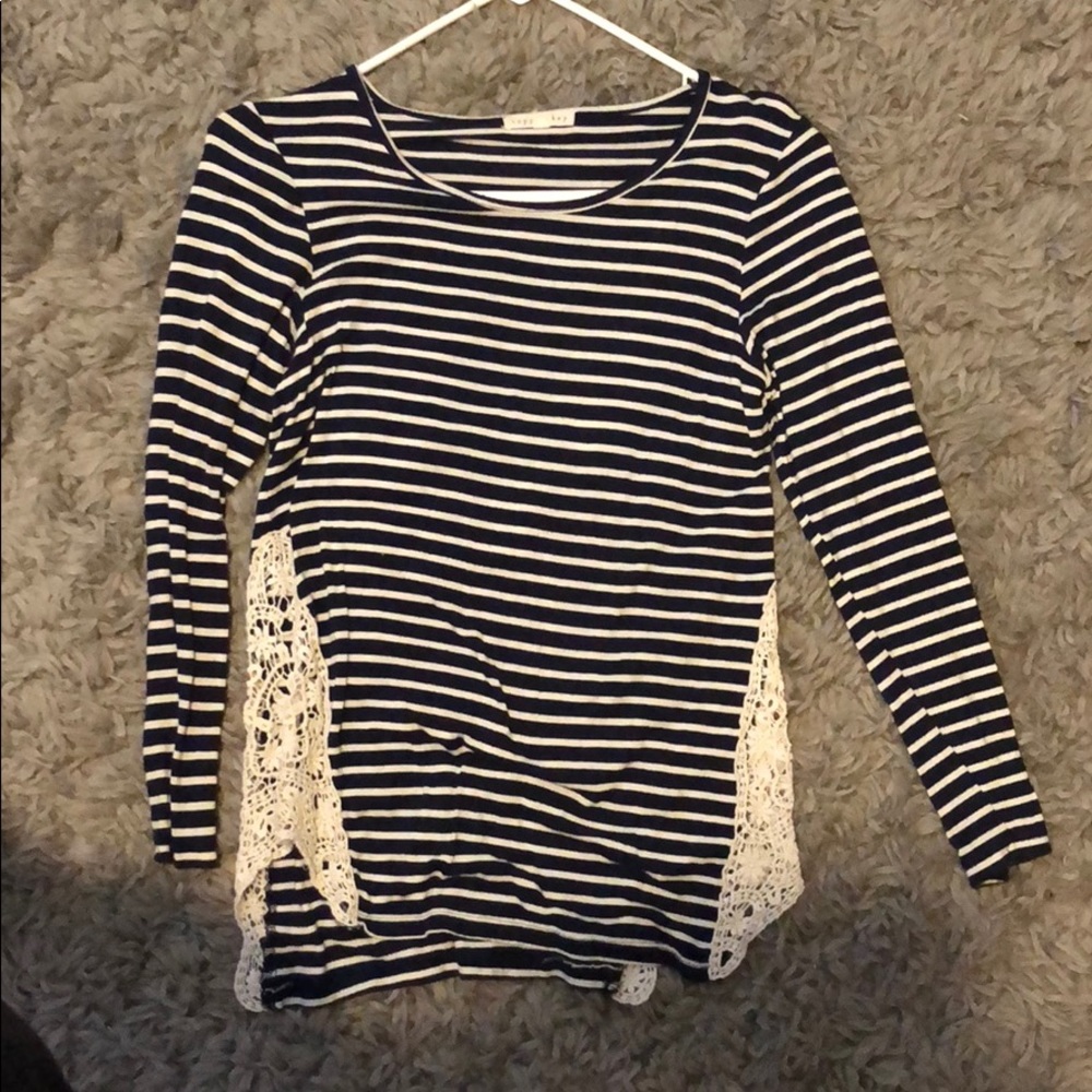 striped long sleeve with details on side